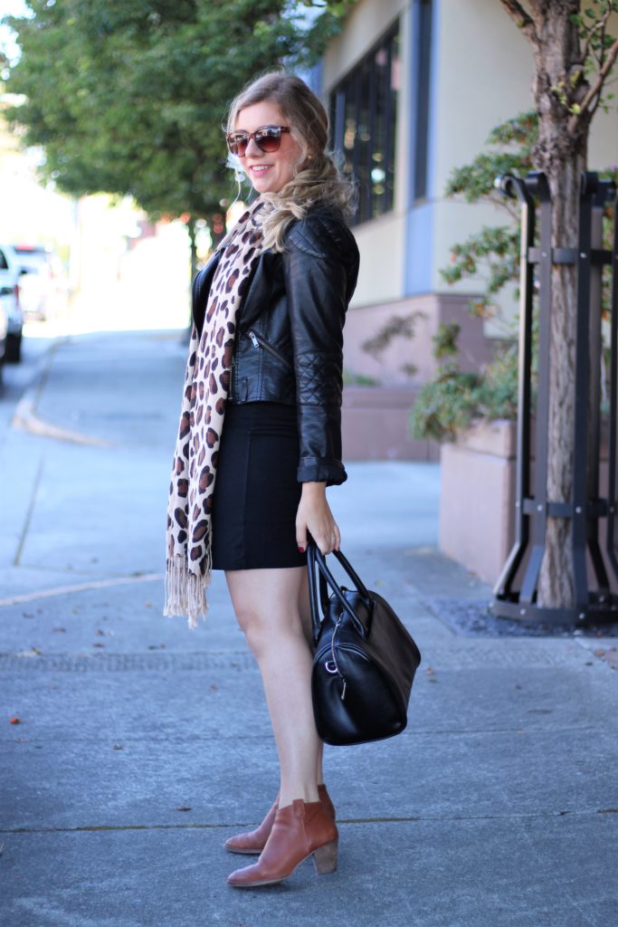 madewell ankle boots - early fall weekend outfit ideas - leopard print scarf fall